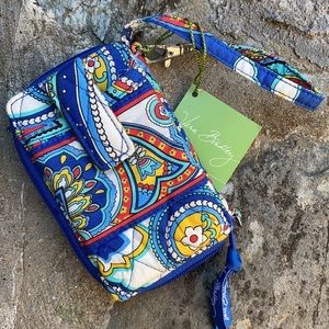 NWT Vera Bradley Marina Paisley wristlet